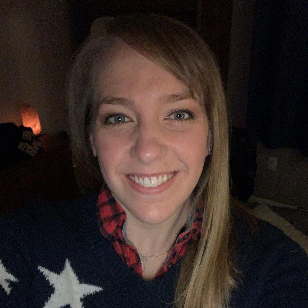 Meet your Posher, Laura
